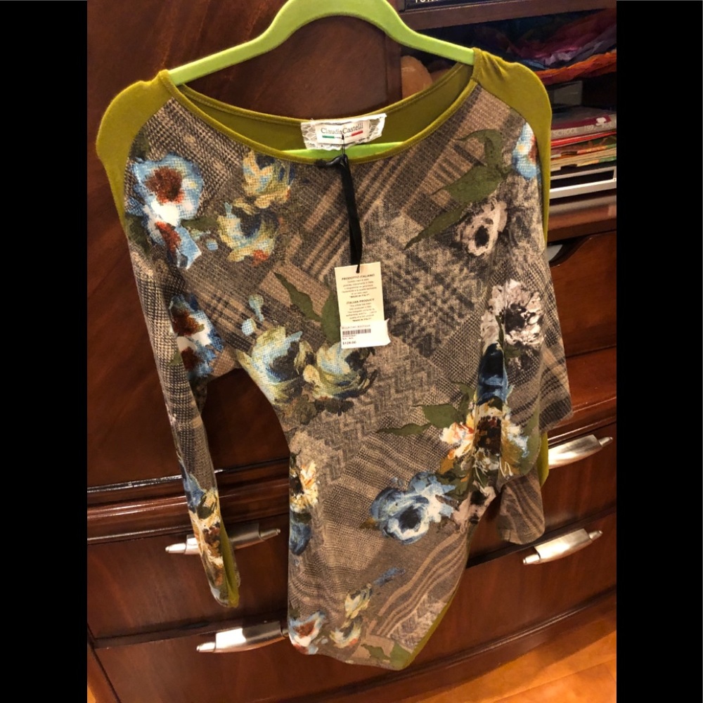 Italian one size long sleeve blouse olive